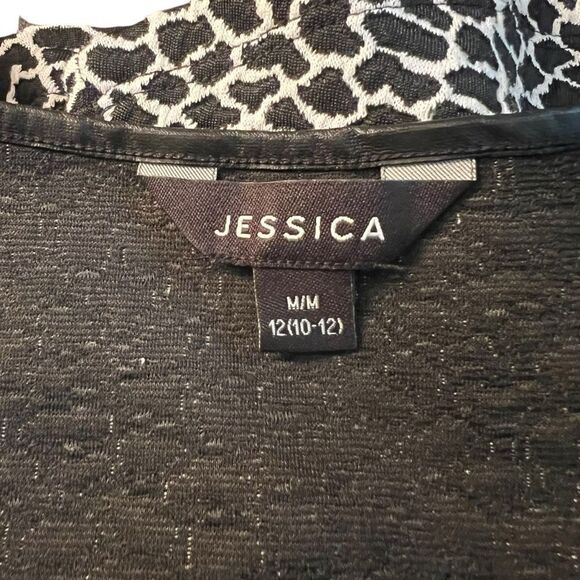 3 for $30! Jessica patterned‎ peplum shirt. Size medium - Picture 3 of 7